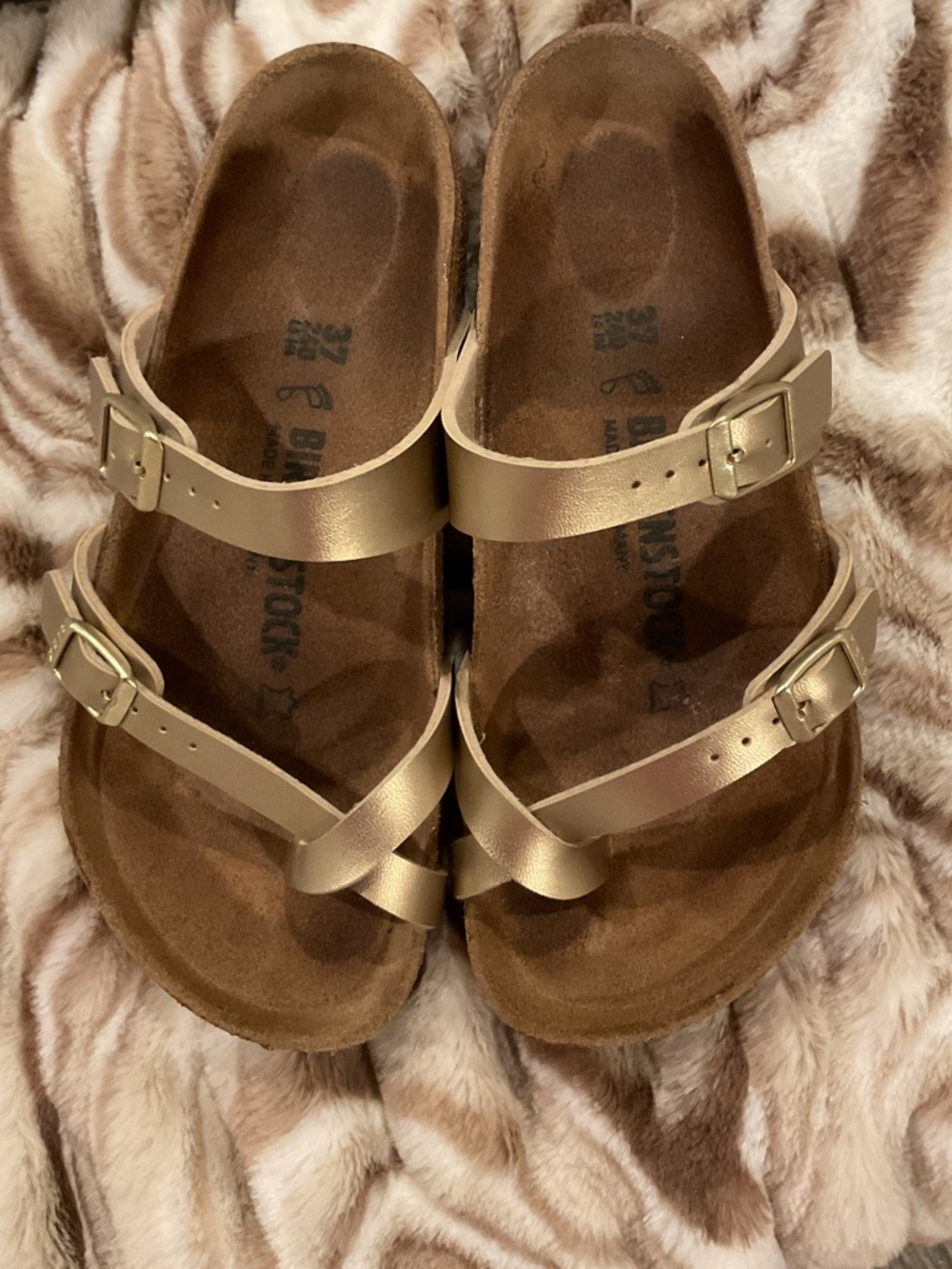 BIRKENSTOCK Metallic Gold MAYARI Sandals 37 37R